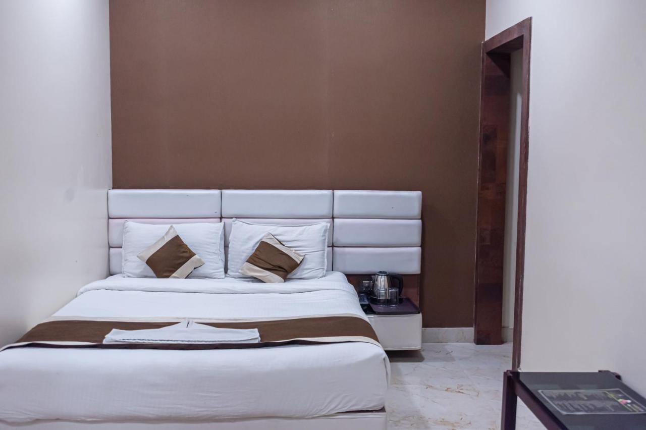 Ganesh Bhavan By Vinayak Hotels Brahmapur Exterior foto